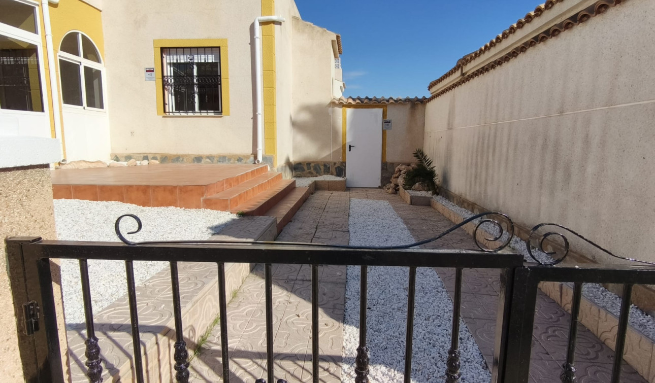 Reventa - Apartamento / Piso - Orihuela Costa - Punta Prima