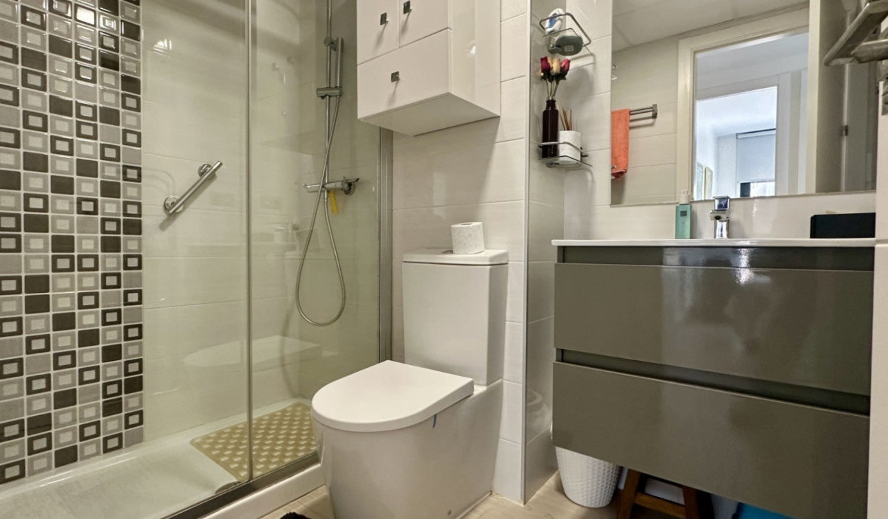 Reventa - Apartamento / Piso - Orihuela Costa - Punta Prima