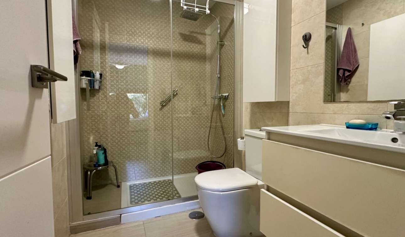 Reventa - Apartamento / Piso - Orihuela Costa - Punta Prima