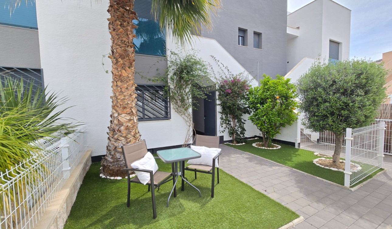 Reventa - Apartamento / Piso - Orihuela Costa - Punta Prima *