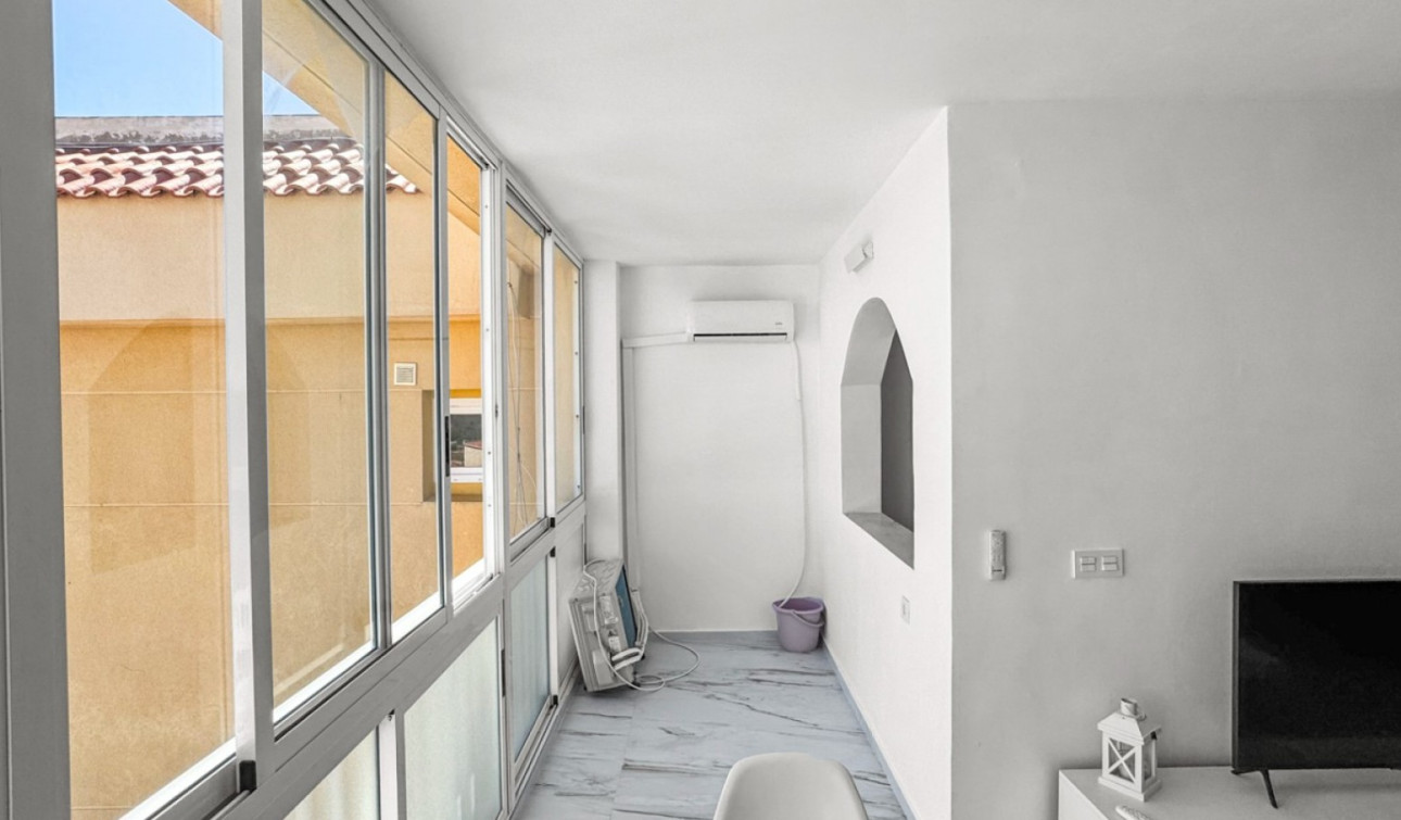 Reventa - Apartamento / Piso - Orihuela Costa - Punta Prima