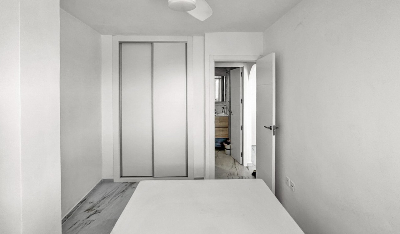 Reventa - Apartamento / Piso - Orihuela Costa - Punta Prima