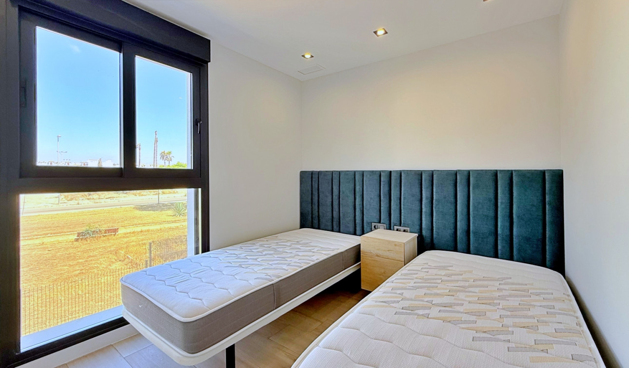 Reventa - Apartamento / Piso - Orihuela Costa - Punta Prima