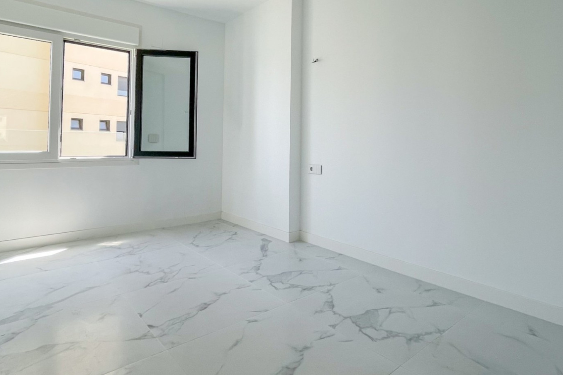 Reventa - Apartamento / Piso - Orihuela Costa - Punta Prima