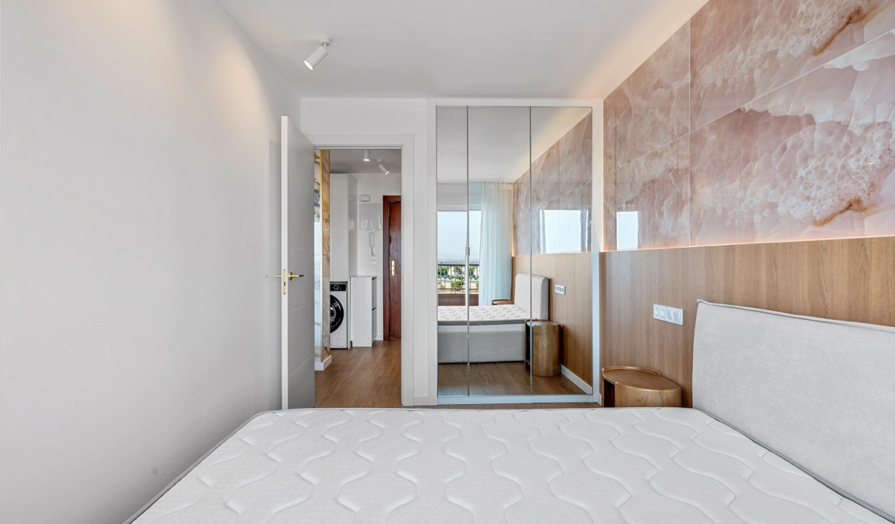 Reventa - Apartamento / Piso - Orihuela Costa - Punta Prima