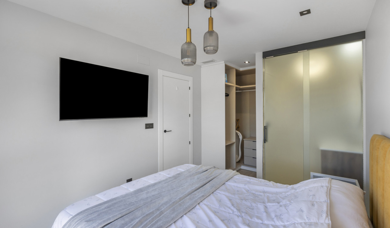 Reventa - Apartamento / Piso - Orihuela Costa - Punta Prima