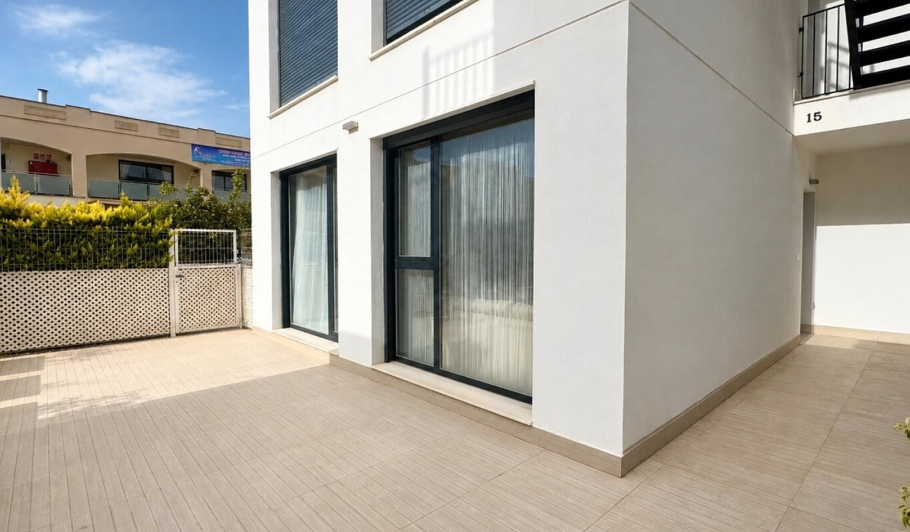 Reventa - Apartamento / Piso - Orihuela Costa - Punta Prima