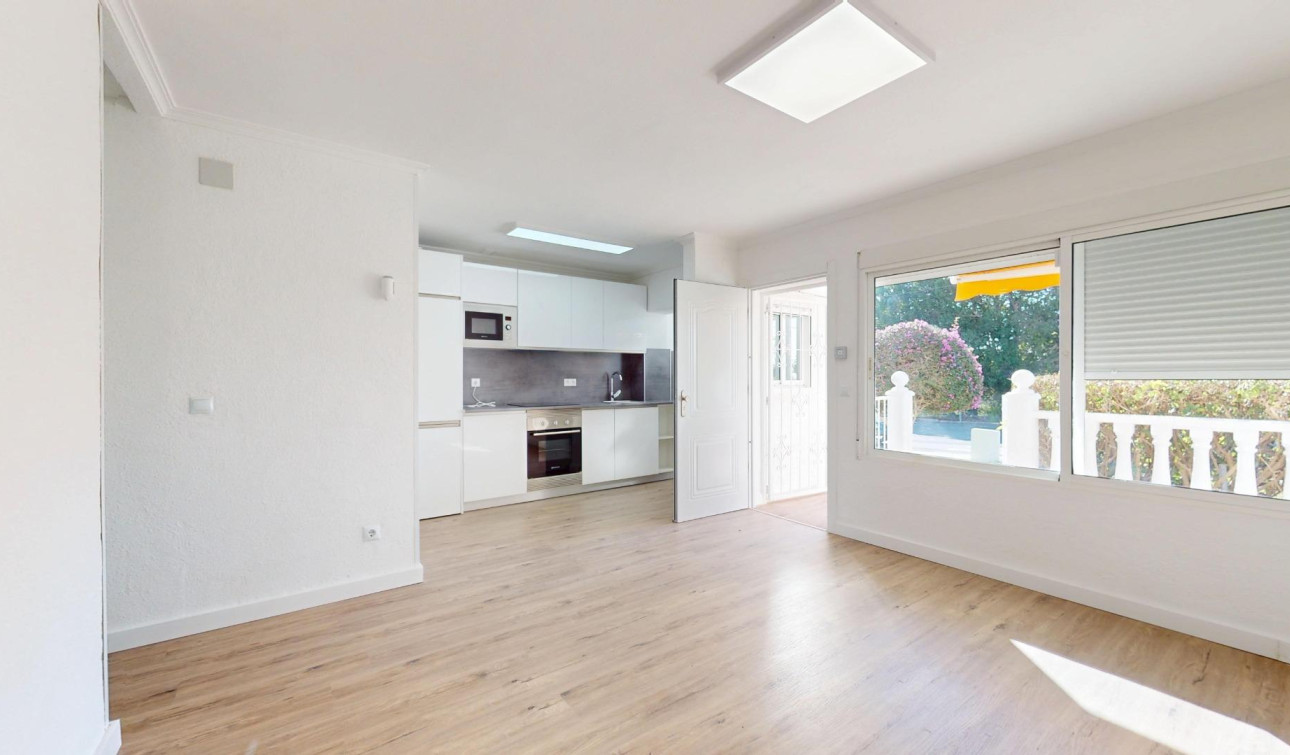 Reventa - Apartamento / Piso - Orihuela Costa - Villamartín-Las Filipinas