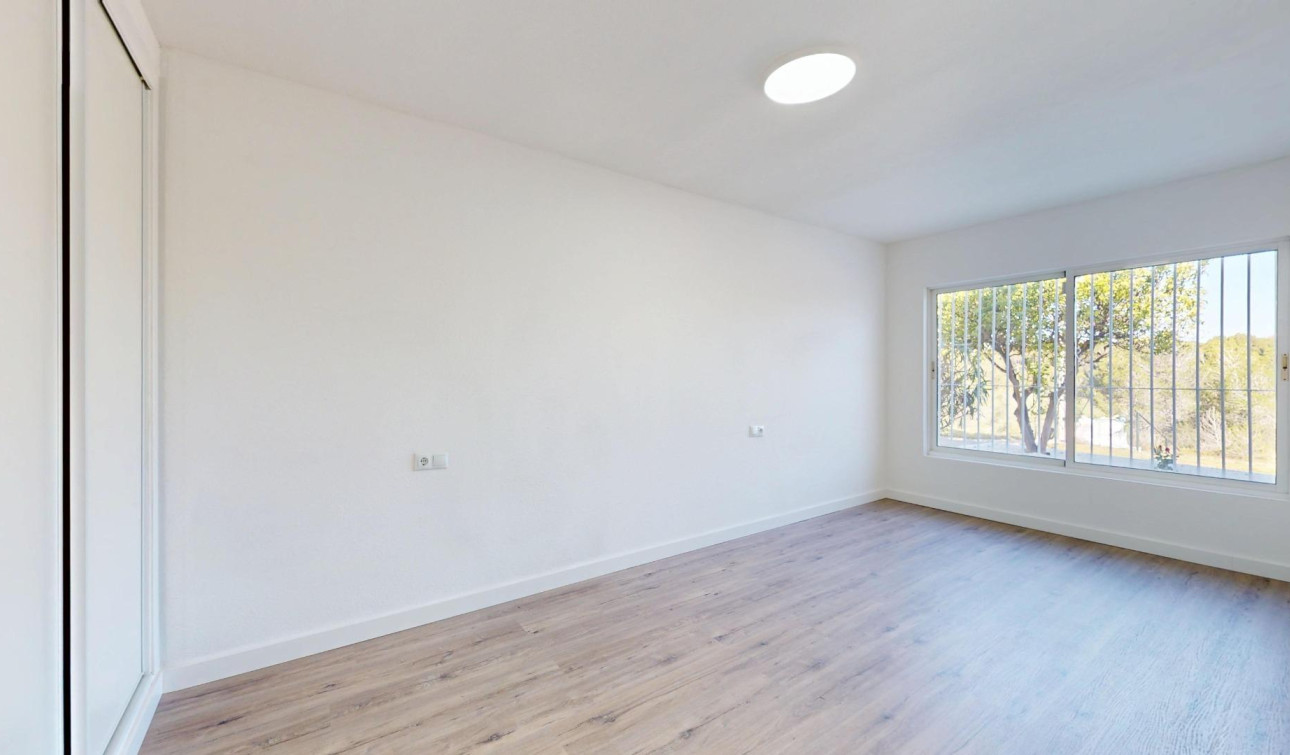 Reventa - Apartamento / Piso - Orihuela Costa - Villamartín-Las Filipinas