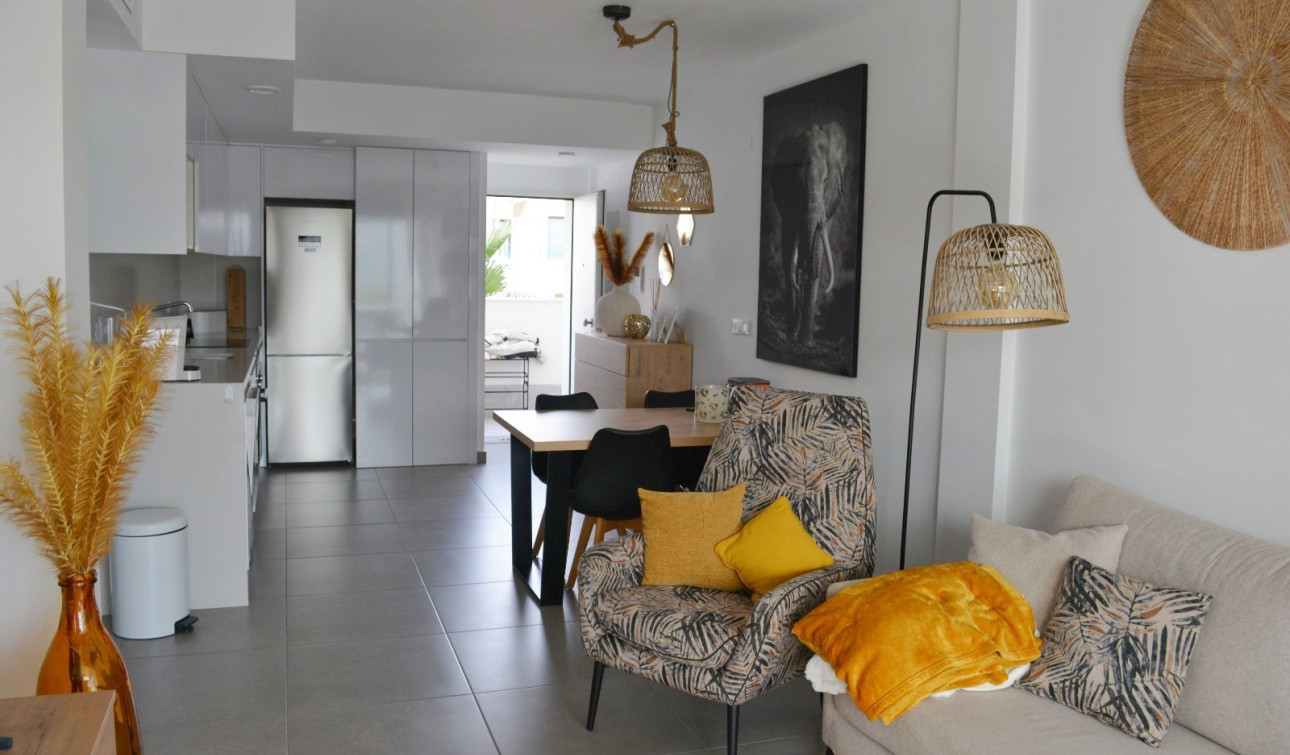 Reventa - Apartamento / Piso - Orihuela Costa - Villamartín