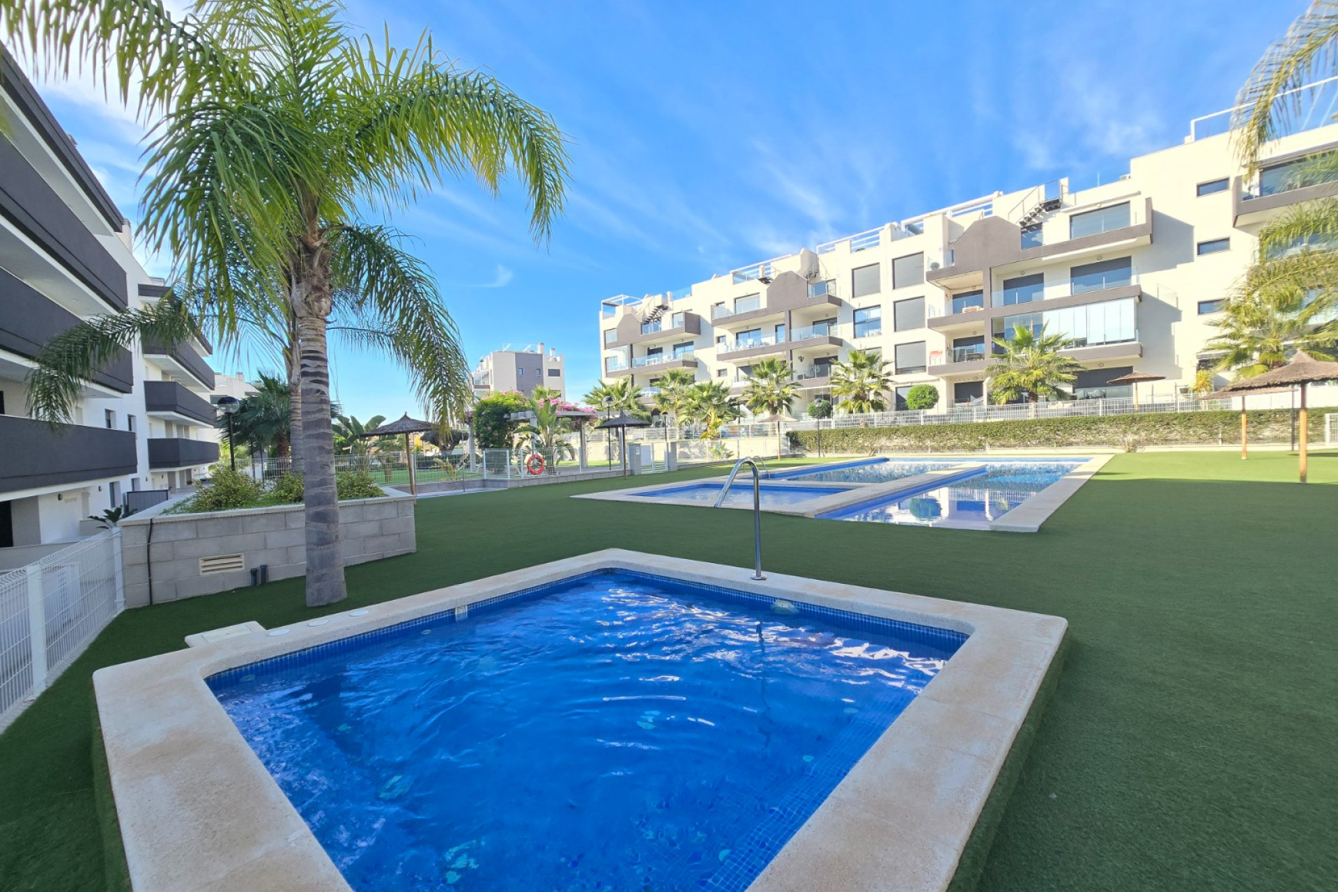 Reventa - Apartamento / Piso - Orihuela Costa * - Villamartín *