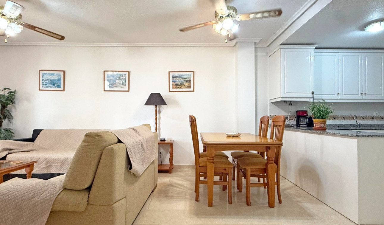 Reventa - Apartamento / Piso - Orihuela Costa - Villamartín