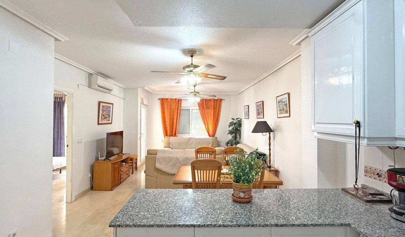 Reventa - Apartamento / Piso - Orihuela Costa - Villamartín