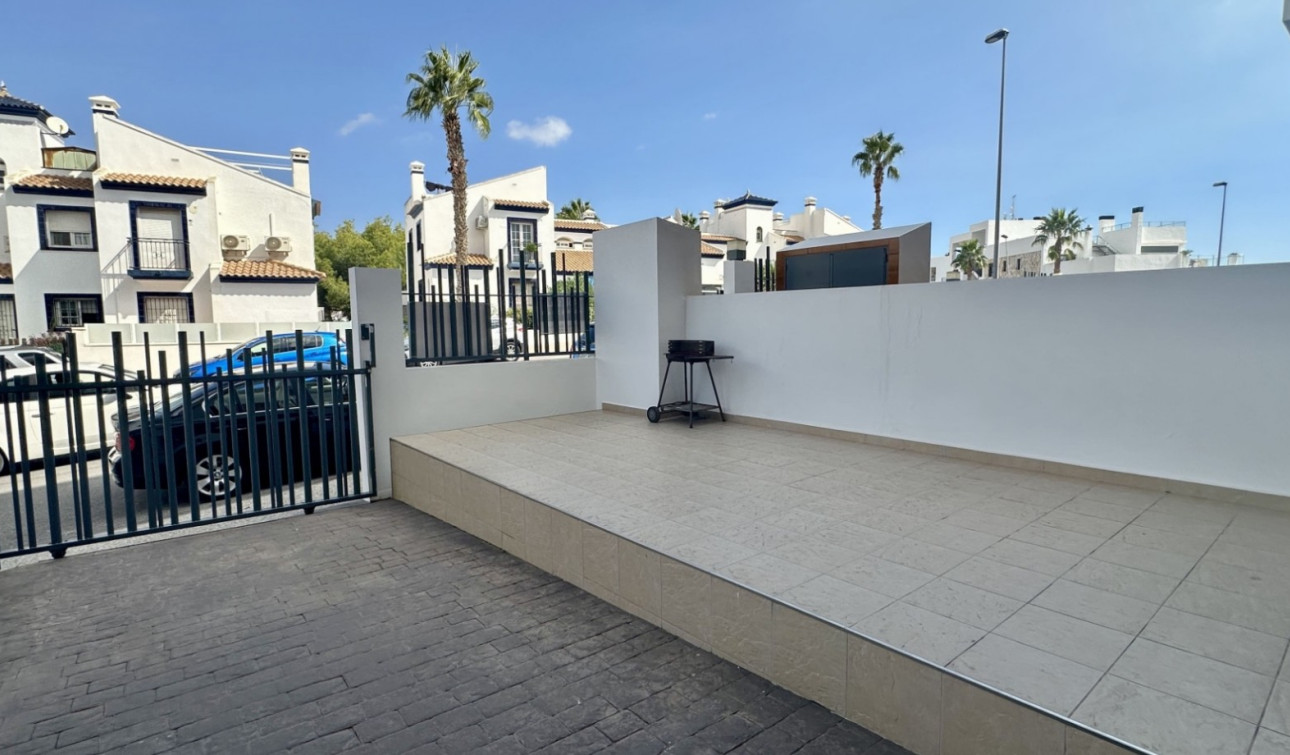 Reventa - Apartamento / Piso - Orihuela Costa - Villamartín