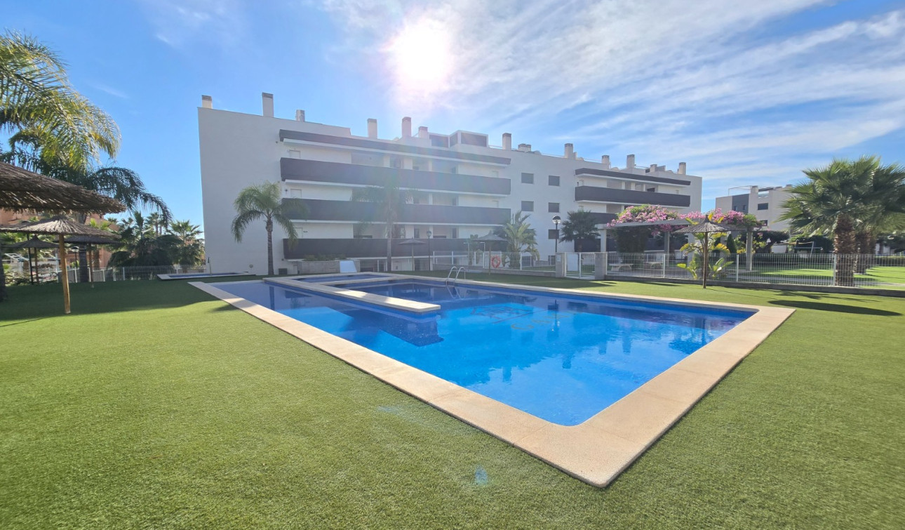 Reventa - Apartamento / Piso - Orihuela Costa - Villamartín *