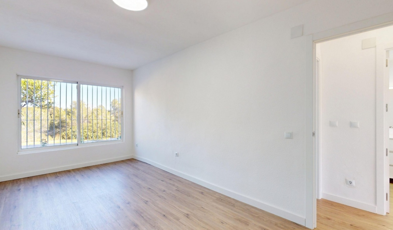 Reventa - Apartamento / Piso - Orihuela Costa - Villamartín