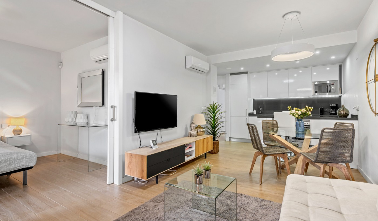 Reventa - Apartamento / Piso - Orihuela Costa - Villamartín