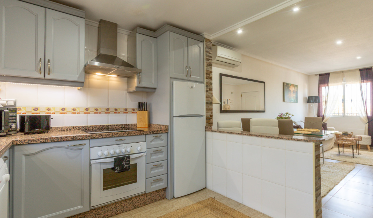 Reventa - Apartamento / Piso - Orihuela Costa - Villamartín