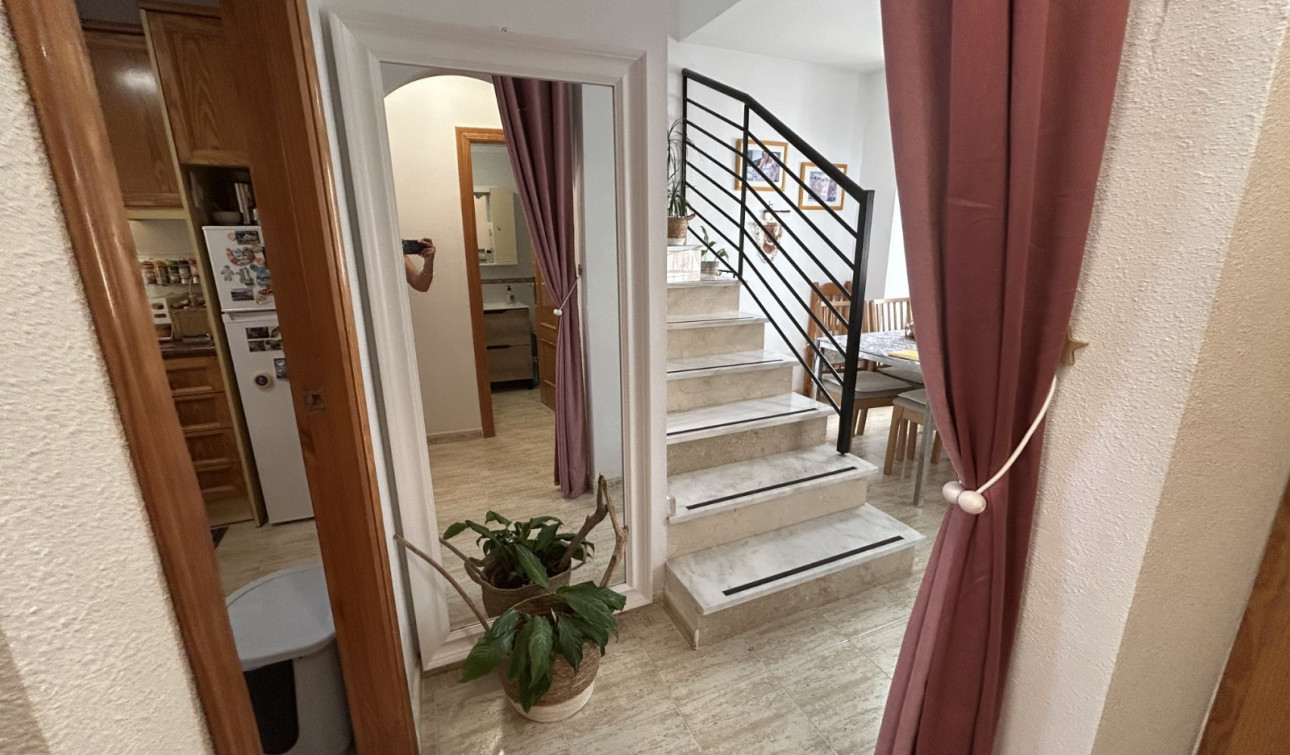 Reventa - Apartamento / Piso - Orihuela Costa - Villamartín