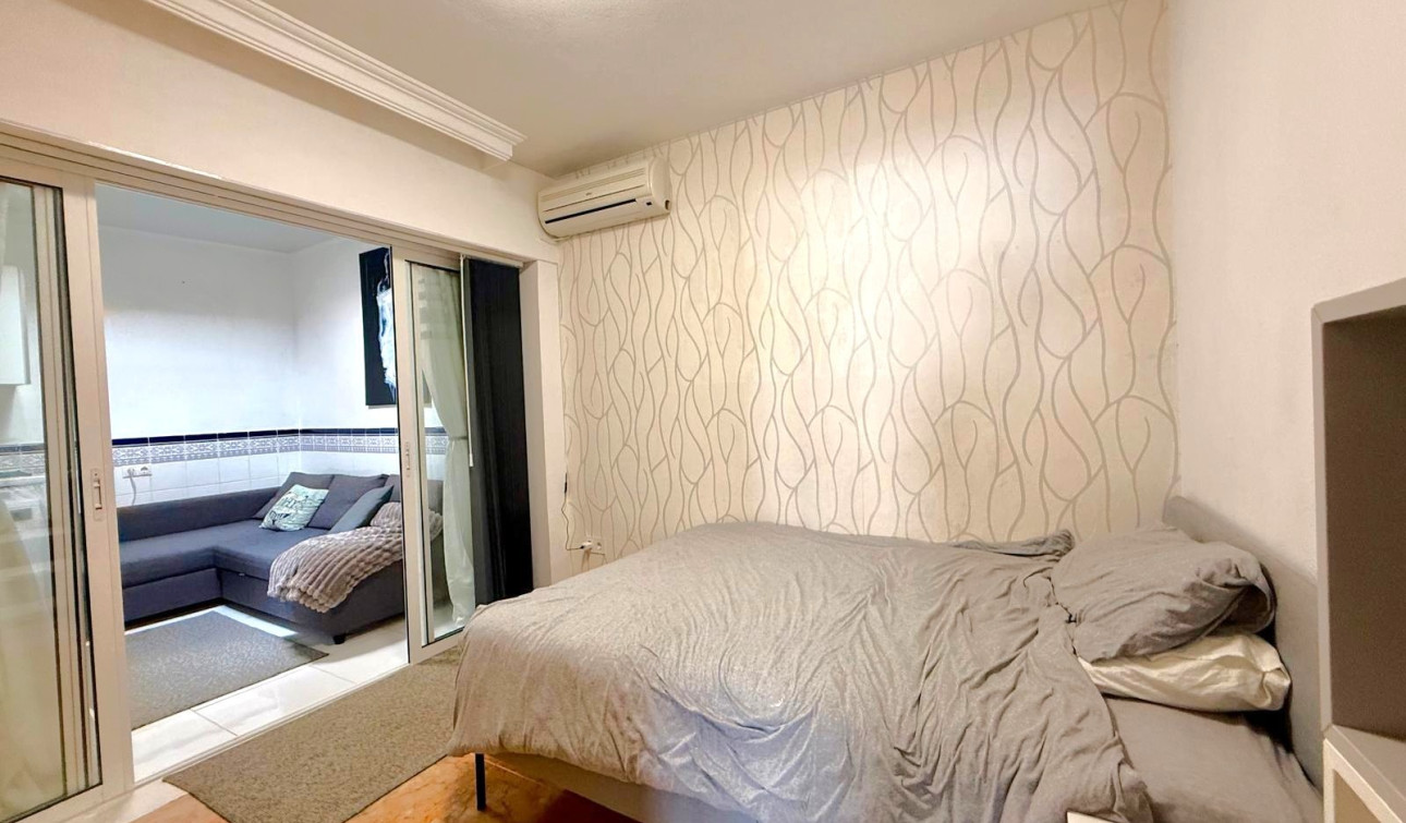 Reventa - Apartamento / Piso - Orihuela Costa - Villamartín