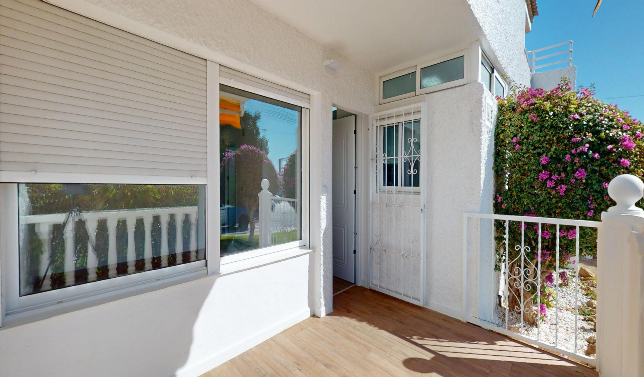 Reventa - Apartamento / Piso - Orihuela Costa - Villamartín