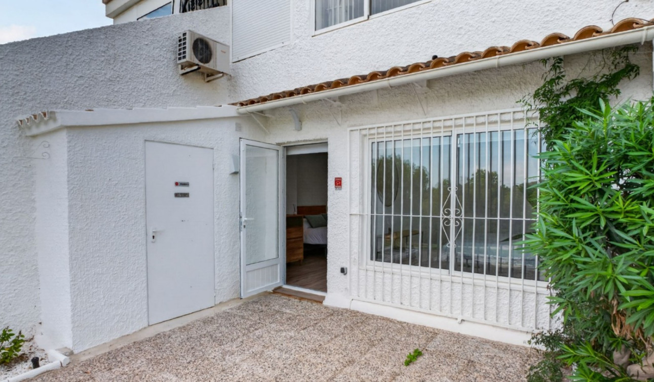 Reventa - Apartamento / Piso - Orihuela Costa - Villamartín