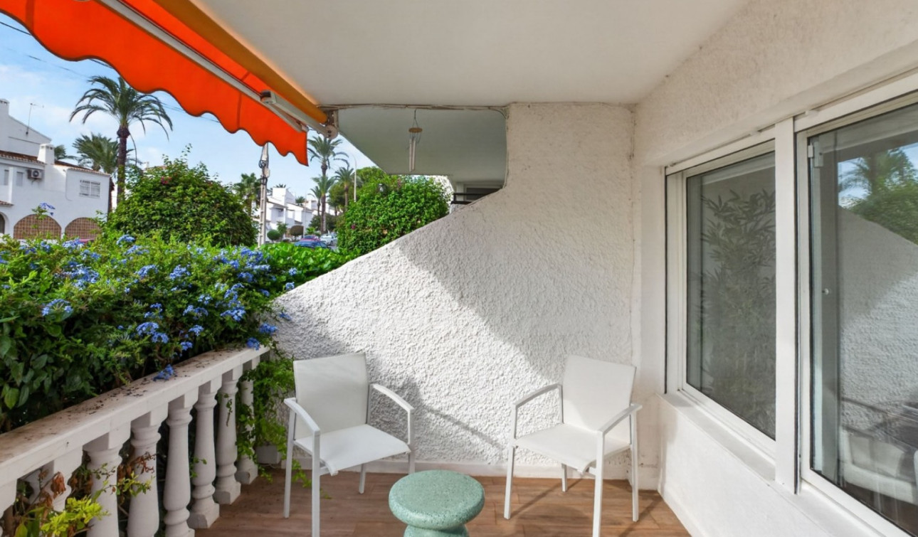 Reventa - Apartamento / Piso - Orihuela Costa - Villamartín