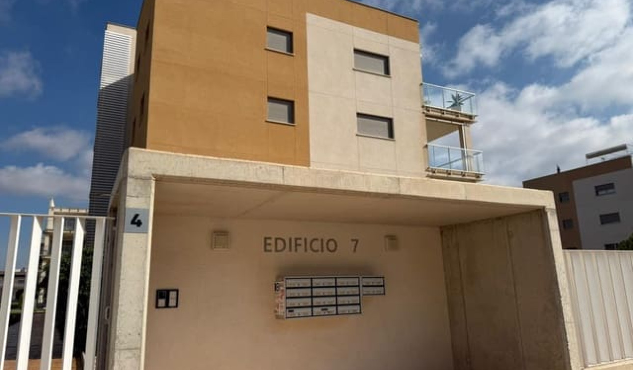 Reventa - Apartamento / Piso - Orihuela Costa