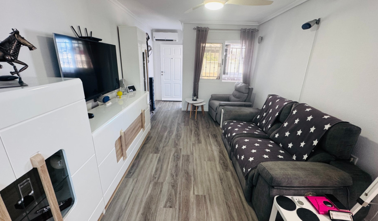 Reventa - Apartamento / Piso - Orihuela - Entre Naranjos