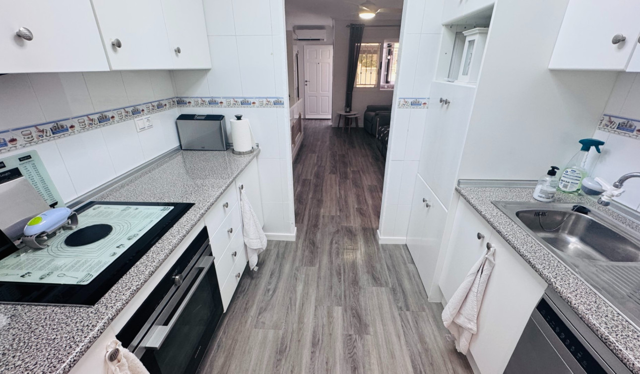 Reventa - Apartamento / Piso - Orihuela - Entre Naranjos
