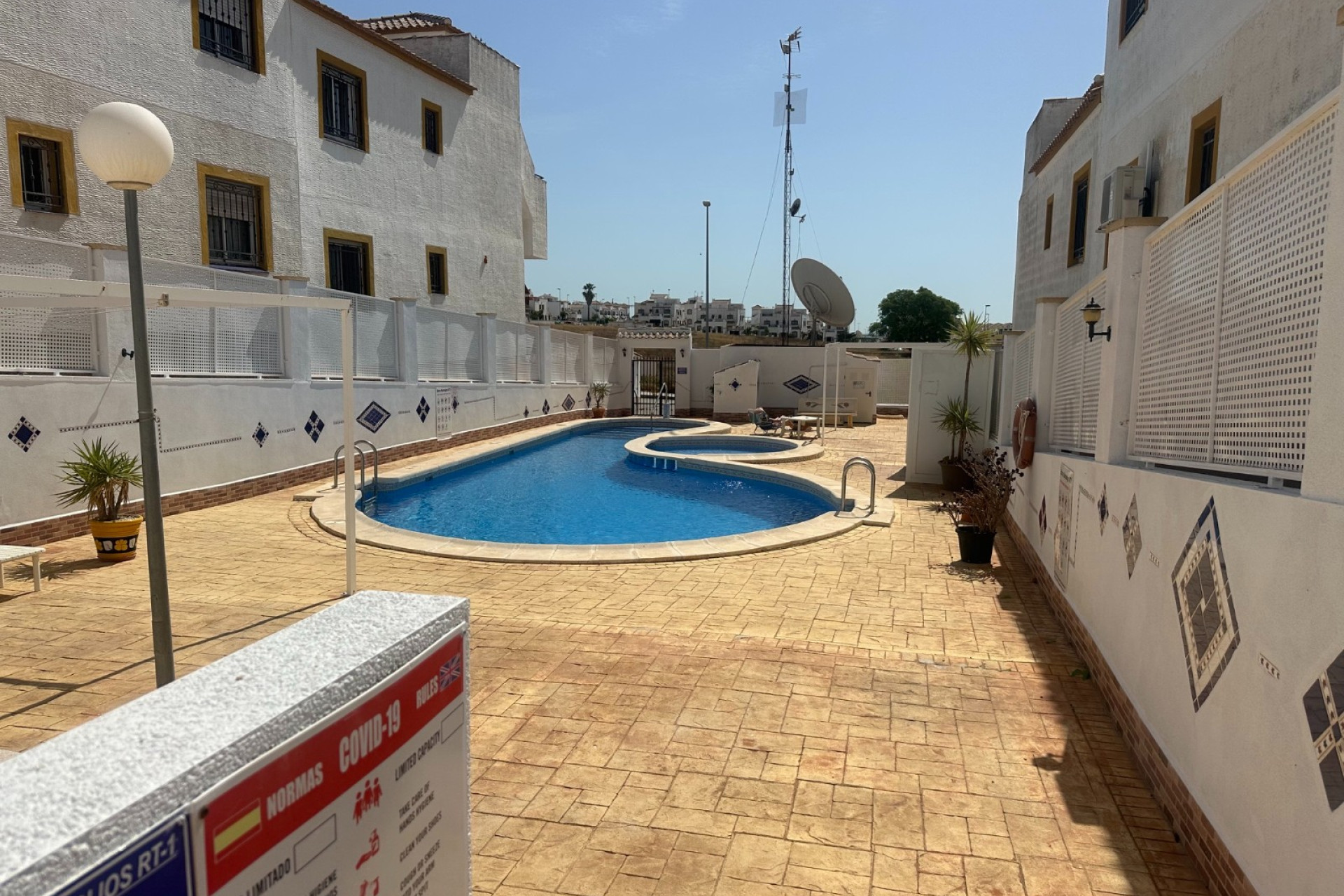 Reventa - Apartamento / Piso - Orihuela - Entre Naranjos