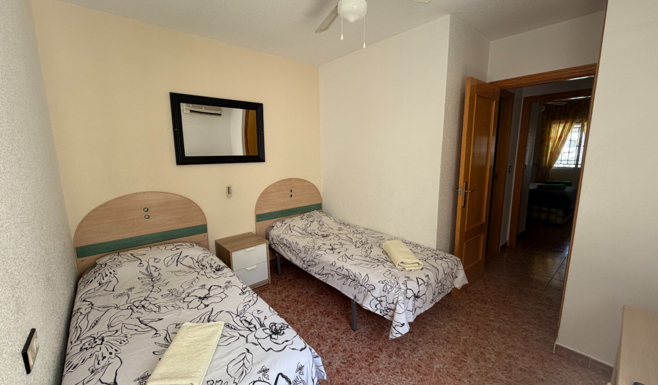 Reventa - Apartamento / Piso - Orihuela - Entre Naranjos