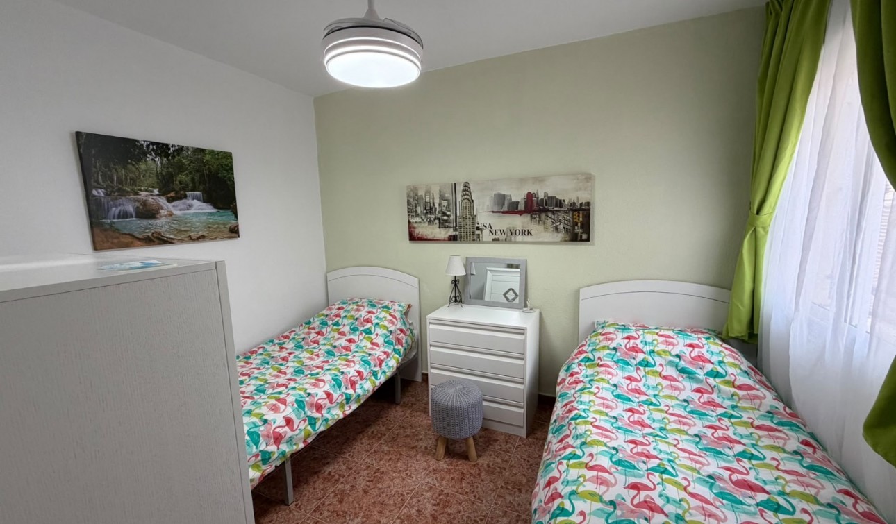 Reventa - Apartamento / Piso - Orihuela - Entre Naranjos