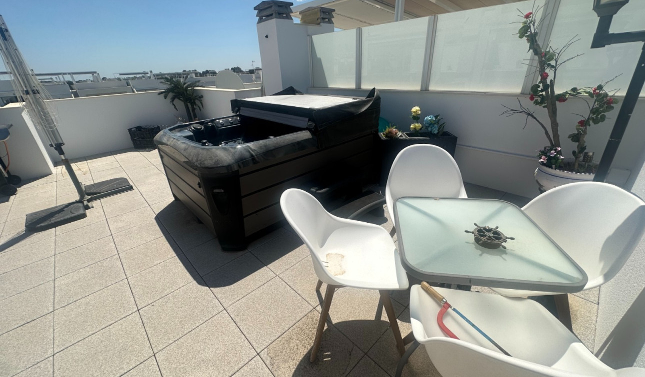 Reventa - Apartamento / Piso - Orihuela - Entre Naranjos