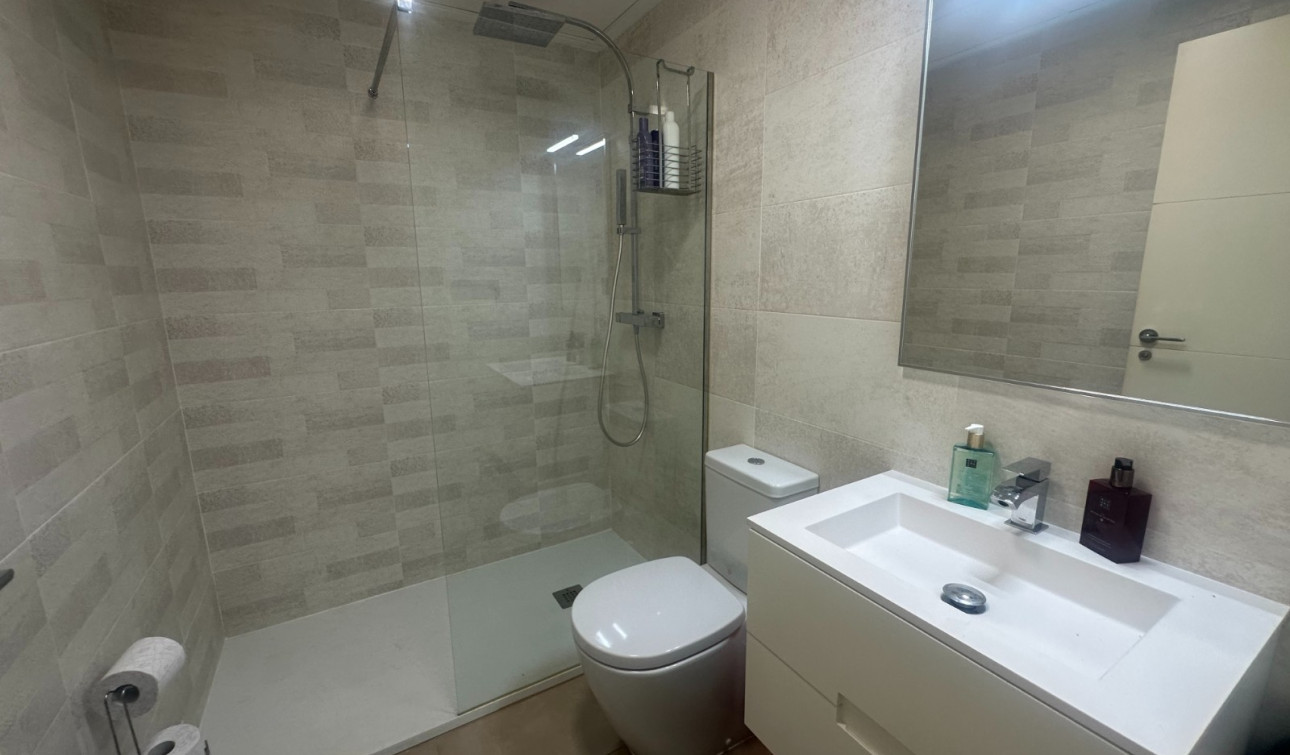 Reventa - Apartamento / Piso - Orihuela - Entre Naranjos