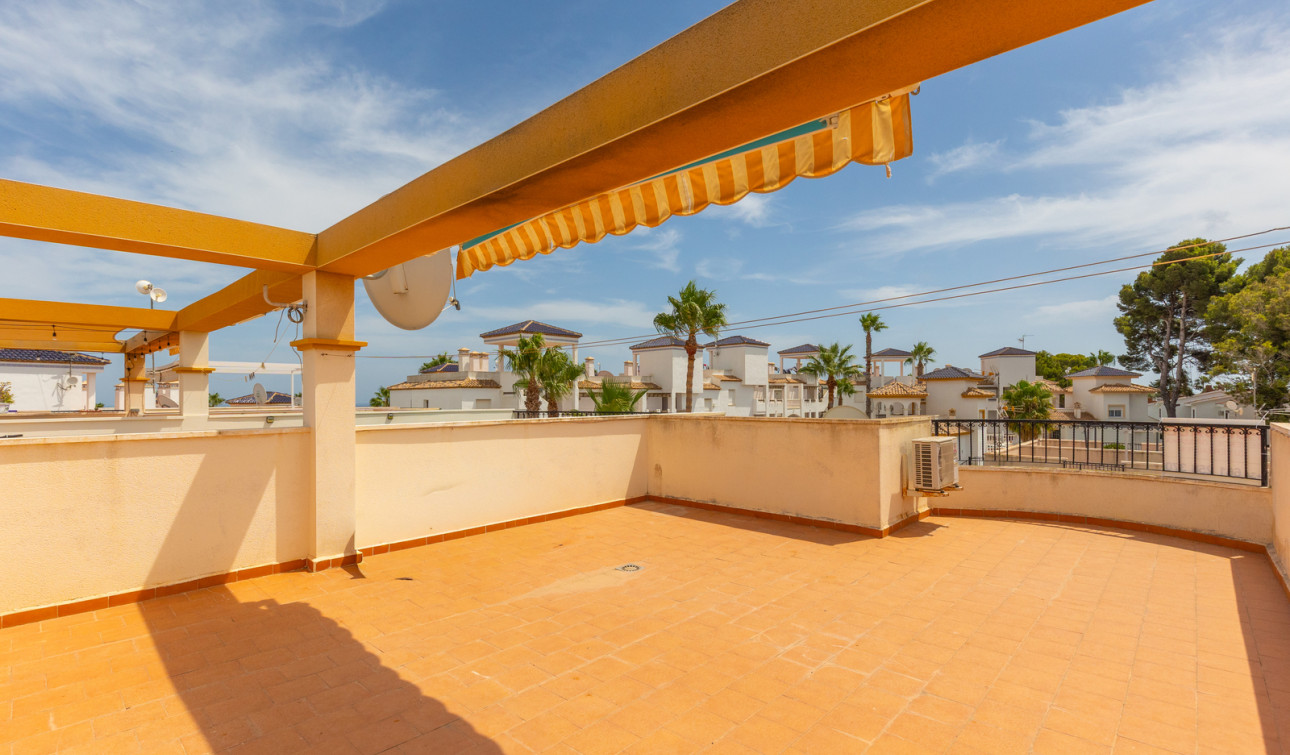 Reventa - Apartamento / Piso - Orihuela - Villamartin