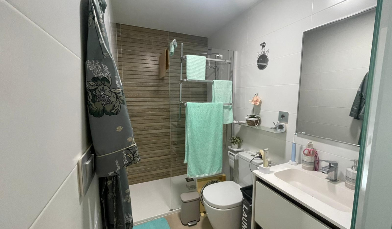 Reventa - Apartamento / Piso - Orihuela - Vistabella