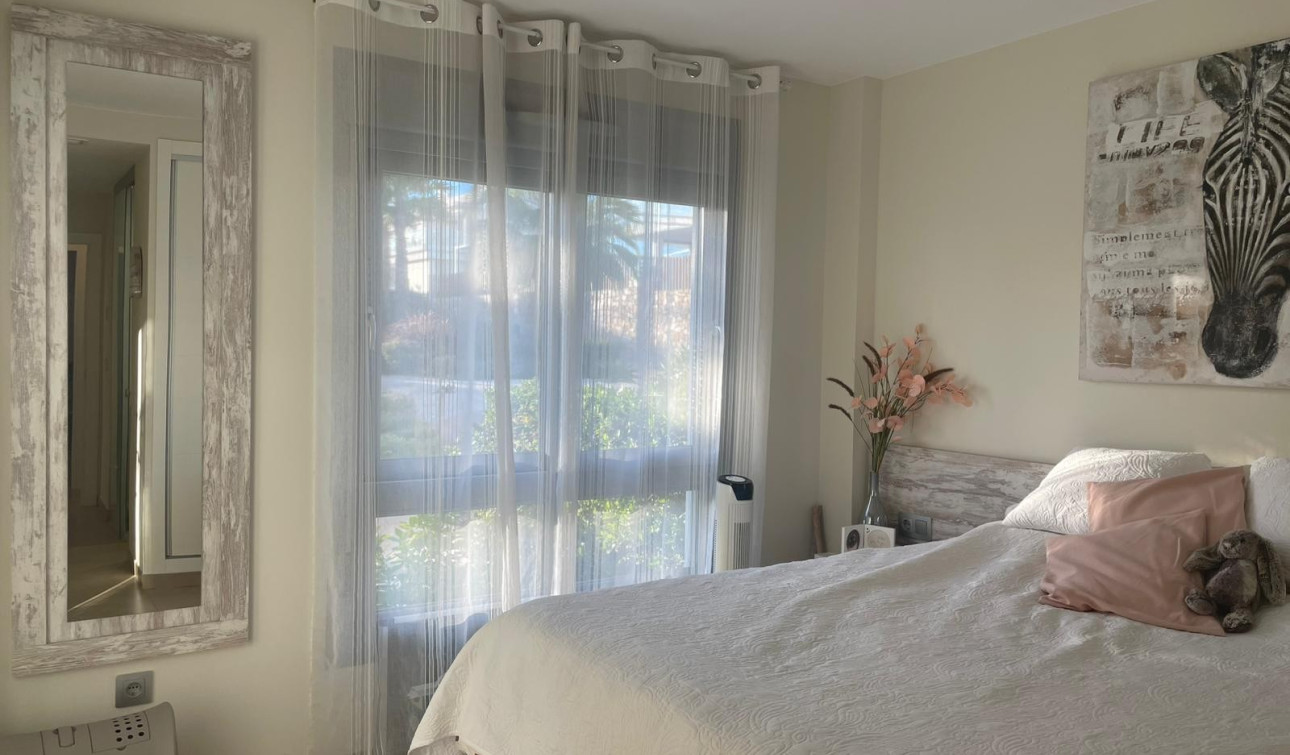 Reventa - Apartamento / Piso - Orihuela - Vistabella