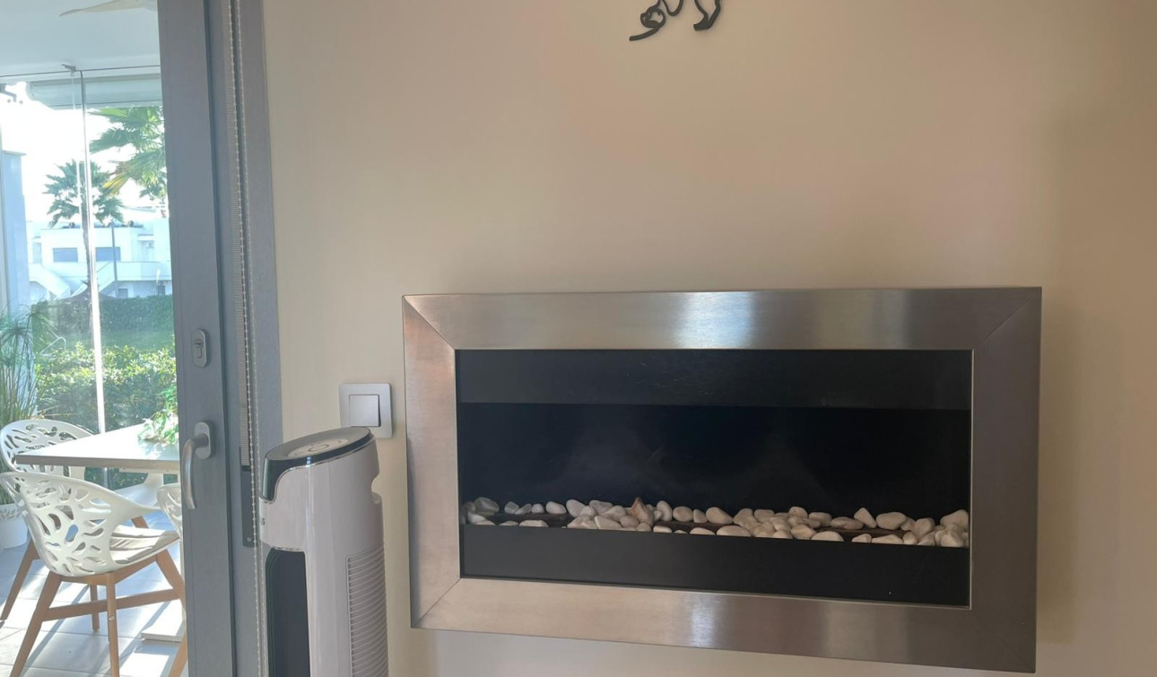 Reventa - Apartamento / Piso - Orihuela - Vistabella