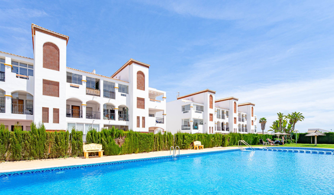 Reventa - Apartamento / Piso - Punta Prima - La Ciñuelica