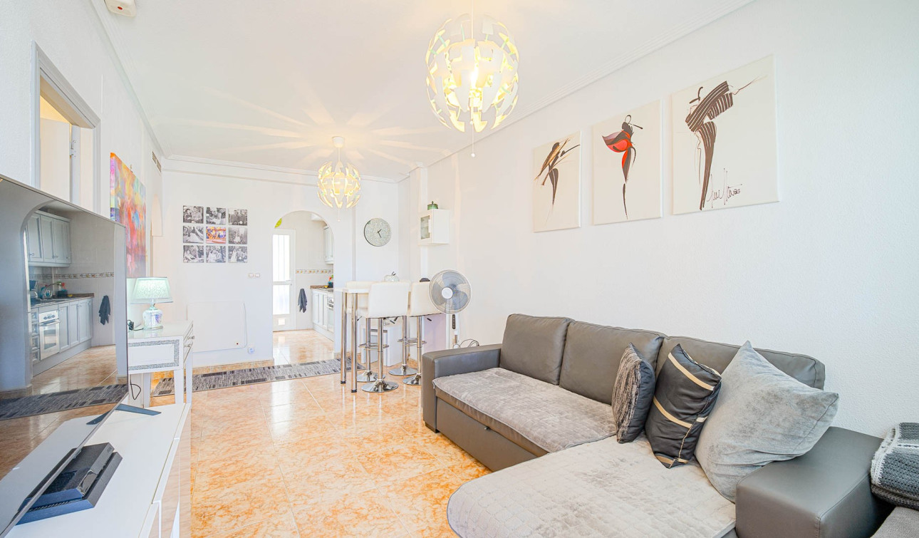 Reventa - Apartamento / Piso - Punta Prima - La Ciñuelica