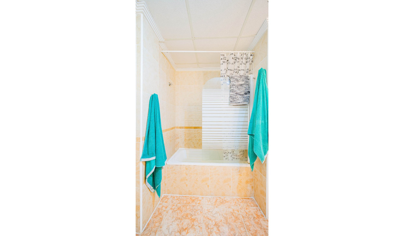 Reventa - Apartamento / Piso - Punta Prima - La Ciñuelica