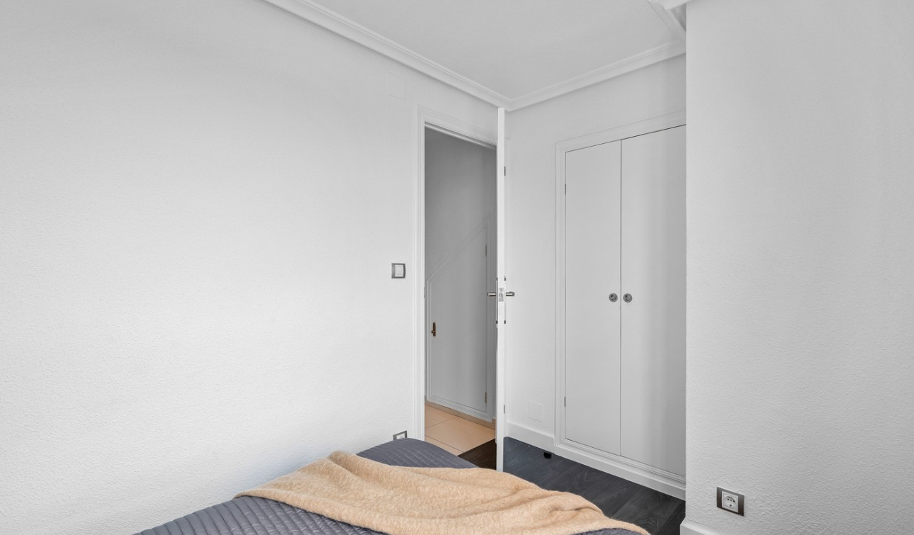 Reventa - Apartamento / Piso - Punta Prima