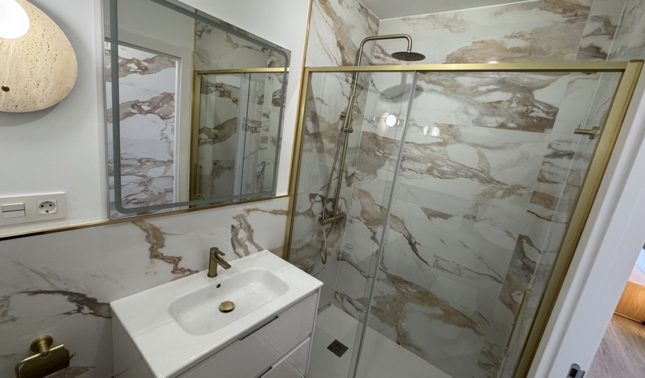Reventa - Apartamento / Piso - Punta Prima