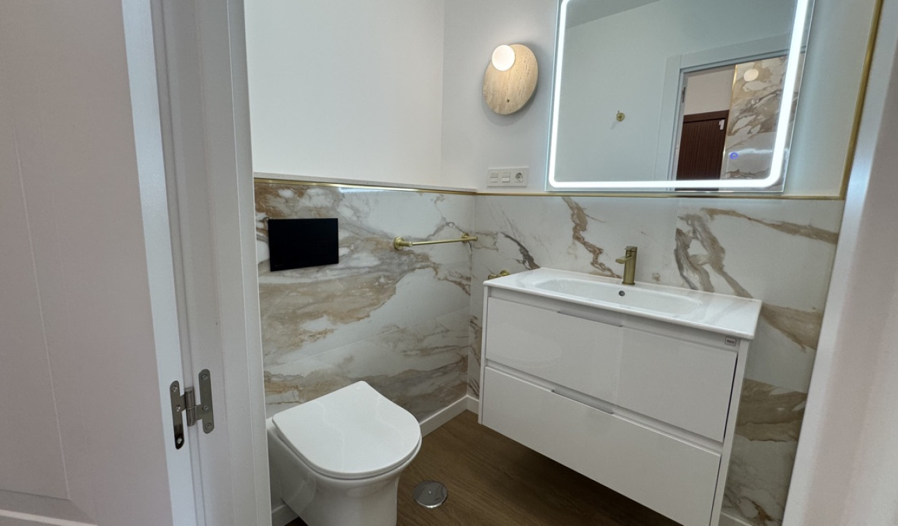 Reventa - Apartamento / Piso - Punta Prima