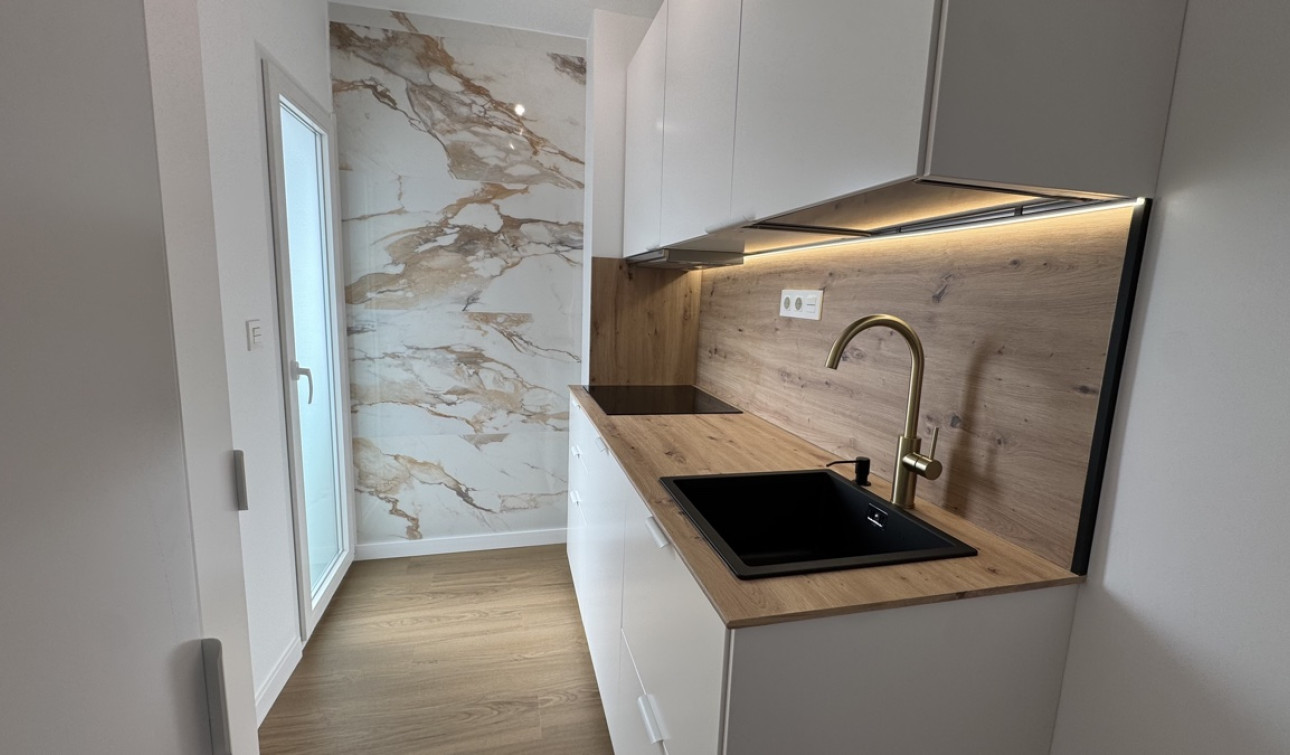 Reventa - Apartamento / Piso - Punta Prima