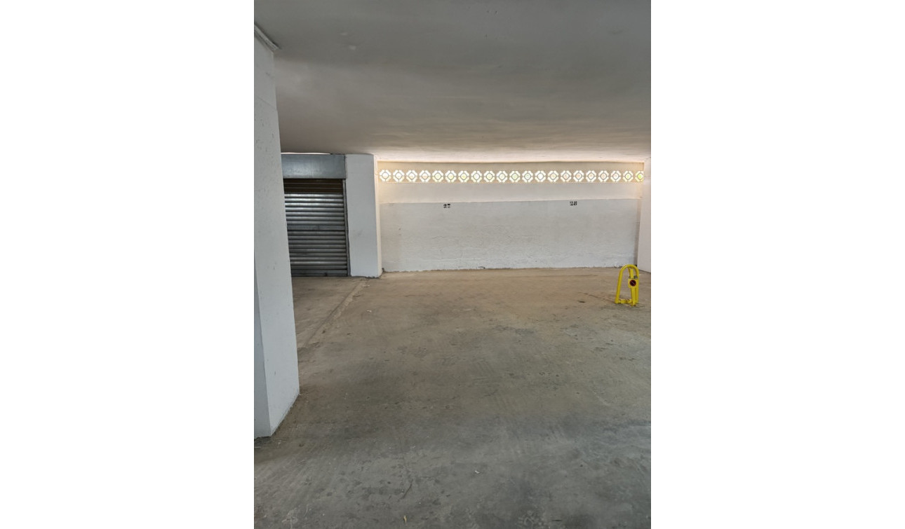 Reventa - Apartamento / Piso - Punta Prima