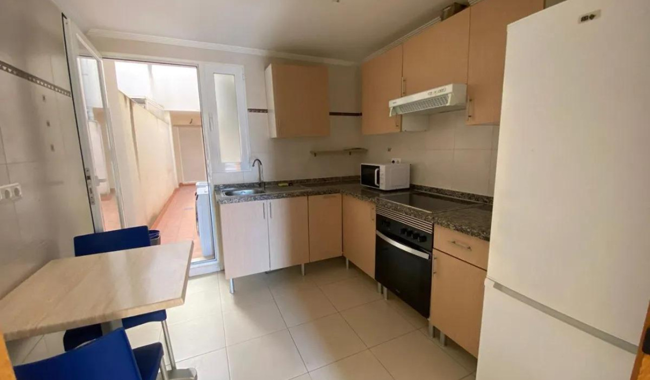 Reventa - Apartamento / Piso - Redován - PUEBLO