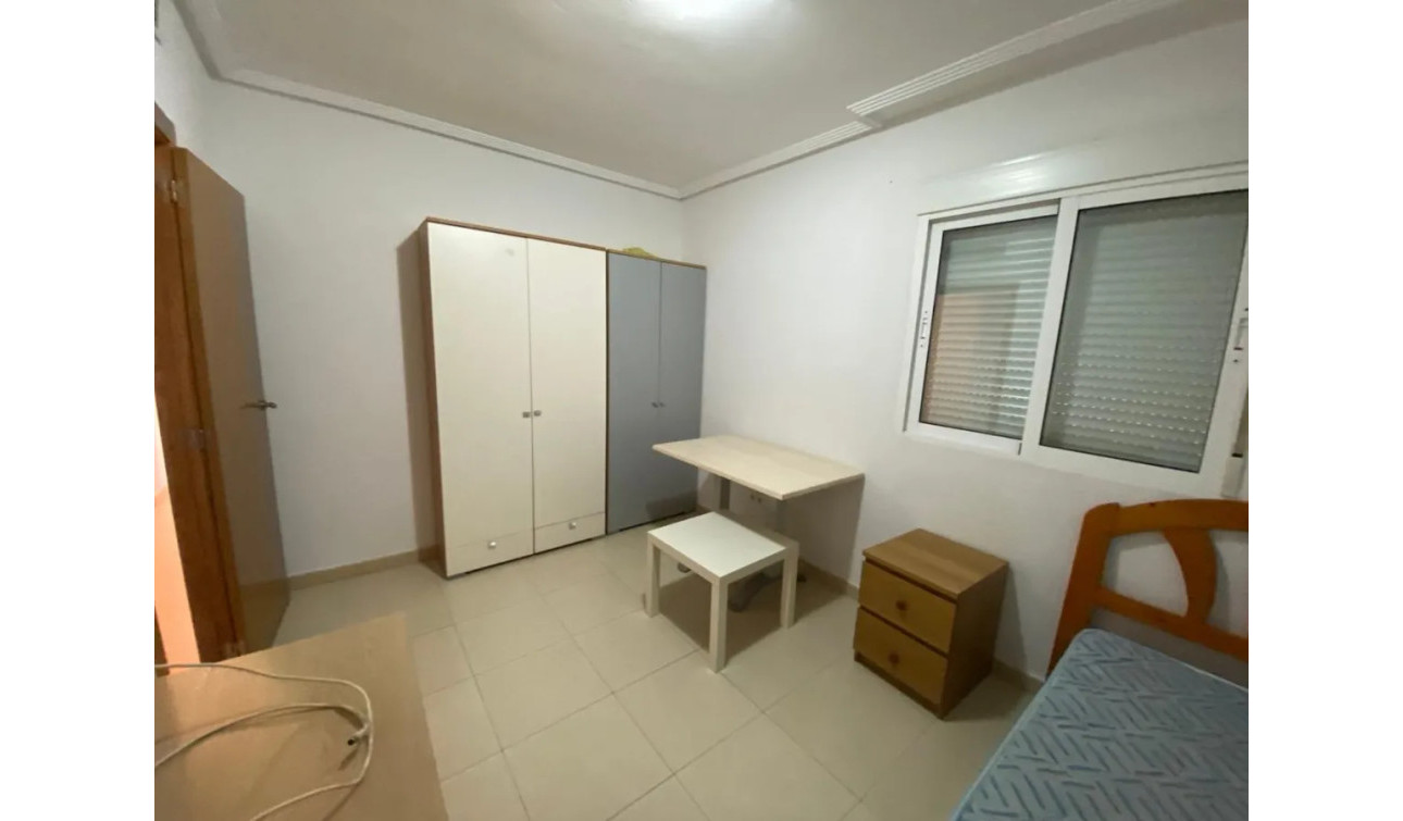 Reventa - Apartamento / Piso - Redován - PUEBLO