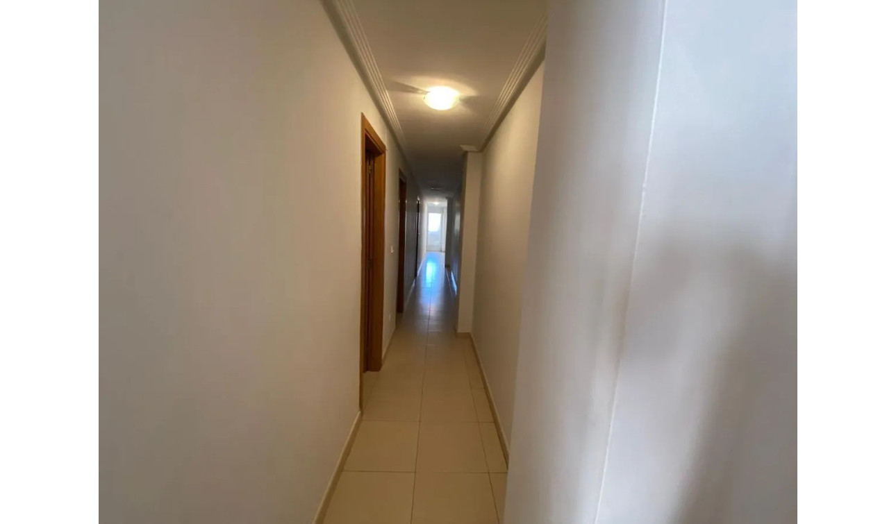 Reventa - Apartamento / Piso - Redován - PUEBLO